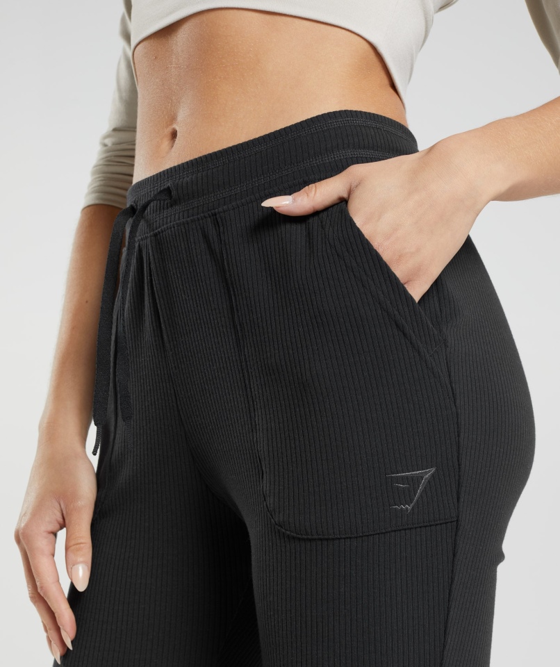 Gymshark Pauza Rozkloszowane Spodnie Czarne