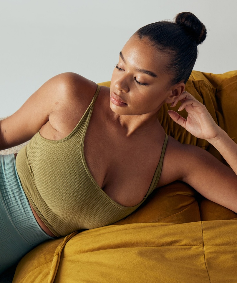 Gymshark Pauza Bezszwowy Bralette Zielony Gryf