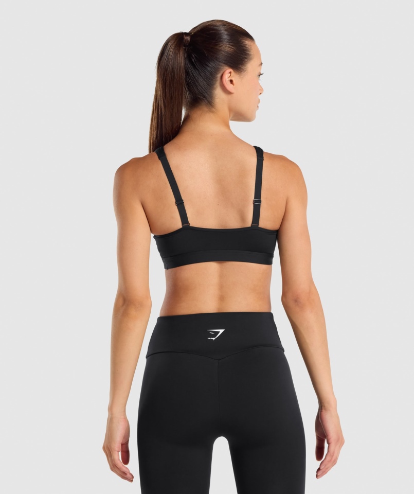 Gymshark Biustonosz Sportowy Z Wycięciem W Kolorze Czarnym