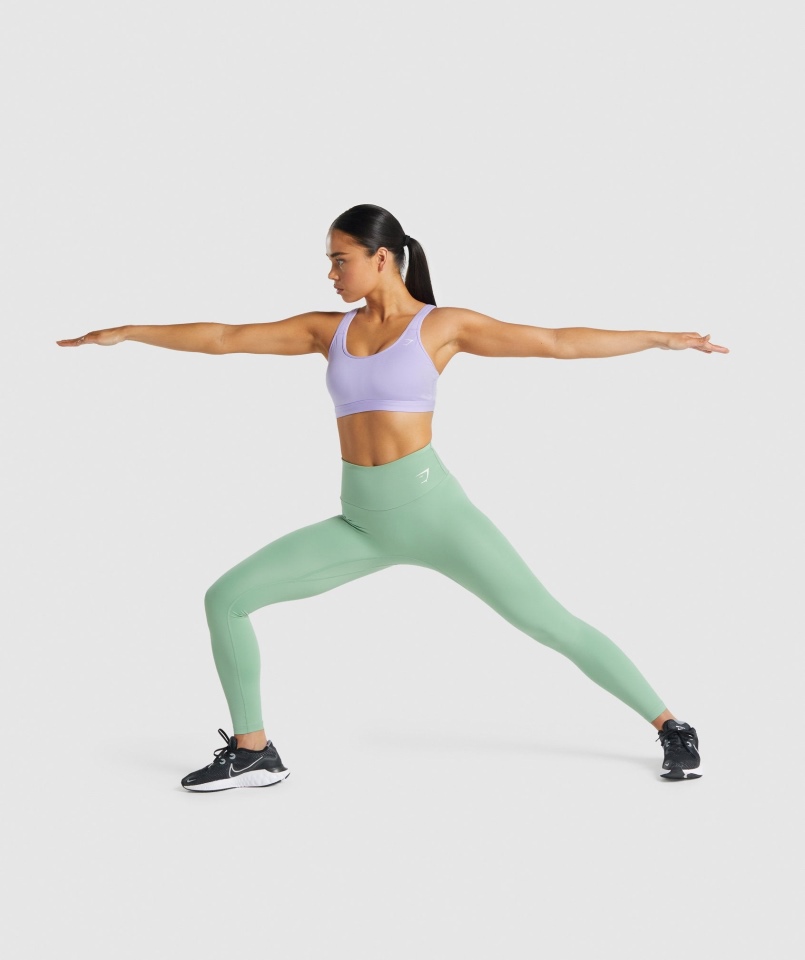 Gymshark Stanik Treningowy Z Wycięciem Pod Szyją Jasnofioletowy