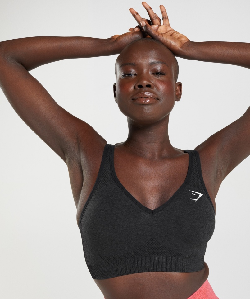 Gymshark Vital Bezszwowy Biustonosz Sportowy Z Dekoltem 2.0 V Czarny Melanż